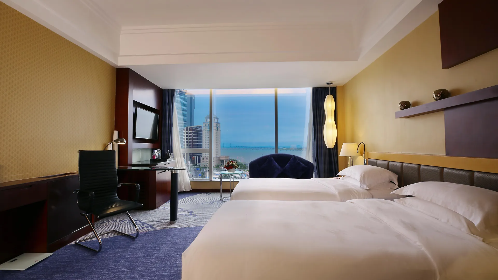 Hotel Zhuhai Charming Holiday Hotel-Free Welcome Fruit Plate